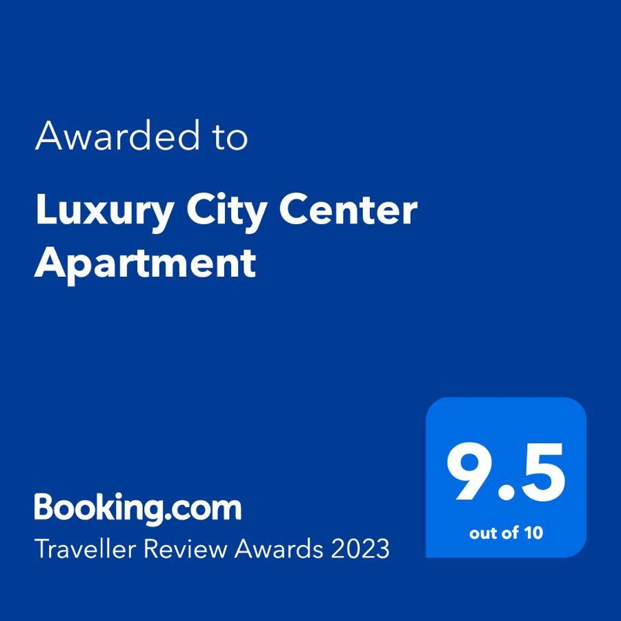 Luxury City Center Apartment Skopje Exteriör bild